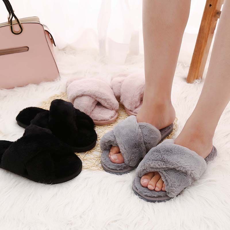 Luxury fluffy best sale slippers