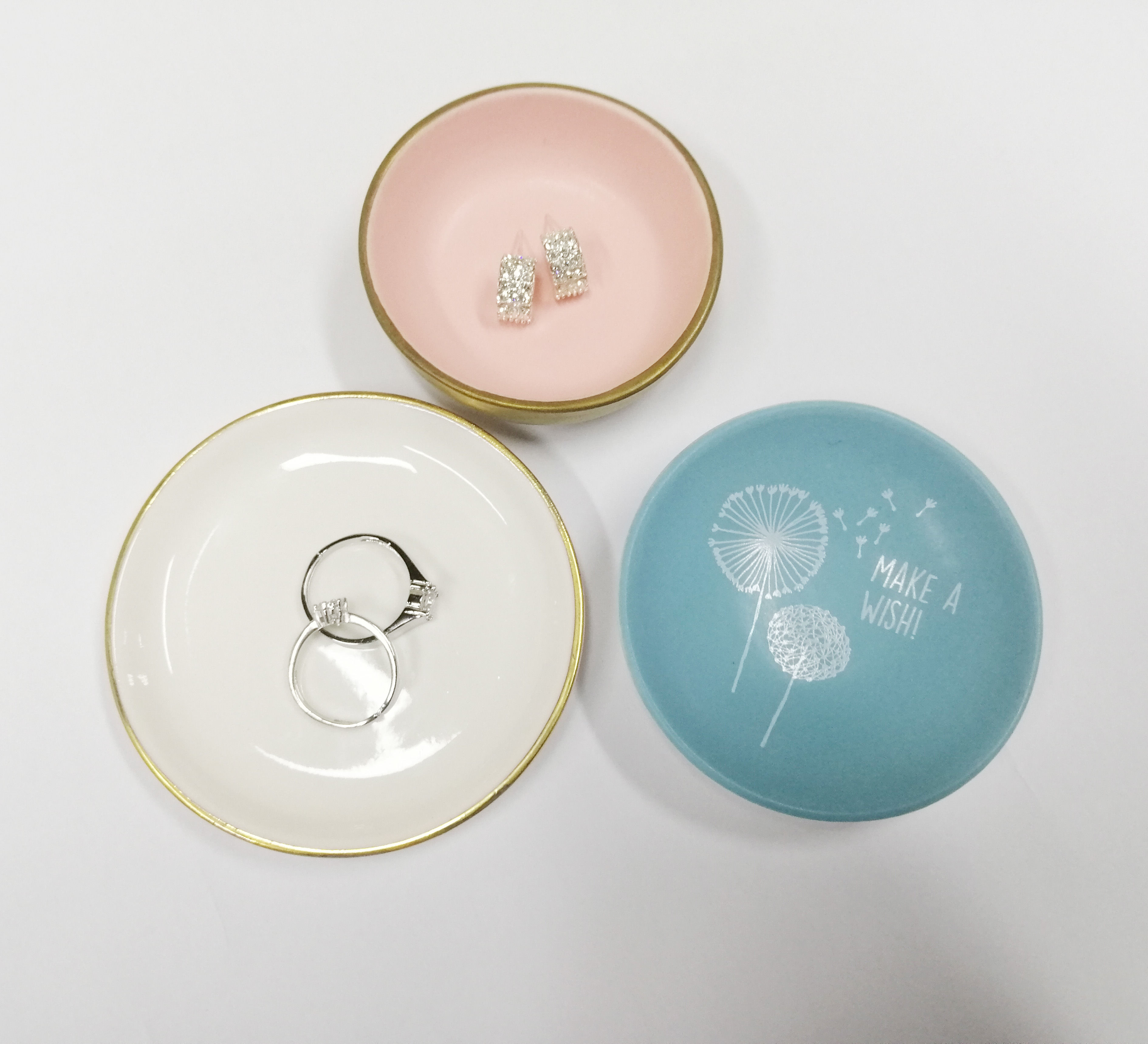 Wholesale and Private Label Ceramic Simple White round