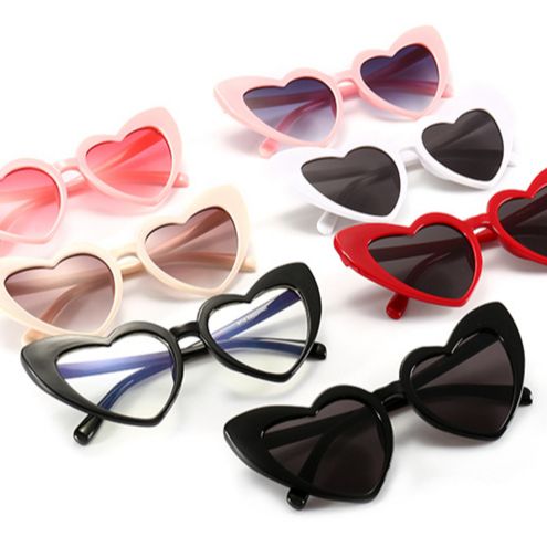 Multiple Colour Love Heart Shape Trending Fall Female Sunglasses