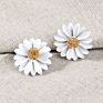 Flower Personality Small Fresh Petals Earrings Female Temperament Simple Metal Flower Stud Earrings
