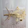 Mini dried flower bouquet
