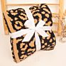 Stock Lot Big Chunky Jacquard Animal Print Leopard Knit Throw Blanket for Home Decor