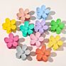 Hc089B Variety Colors Matte Plastic Sweet Cute Kids Flower Small Hair Claw Clips Mini Sweet Girl Flower Shaped Hair Crab