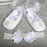 Latest Fancy Lace Soft Sole White Baptism Christening Shoe with Headband Set for Newborn Baby Girls