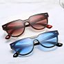 Popular Unisex Fashionable Shades One Piece Sun Glasses Classic Sunglasses