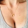 Simple 316L Stainless Steel Silver Hammered Crescent Moon C Shaped Pendant Ckoker Necklace for Women