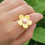 Ins Style Transparent Colorful Resin Flower Rings Statement Clear Candy Color Acrylic Daisy Flower Rings for Women Girls