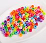 1000 Pcs Craft Diy Beads Set Plastic Rainbow Beads in Mix Colors Pony Beads for Bracelets Jewelry Making Diy Gift for Children
