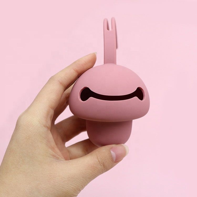 Eco Friendly Portable Soother Holder Dummy Clip Cover Pacifier Box Sterilization Infant Nipple Holder Baby Silicone Pacifier Box