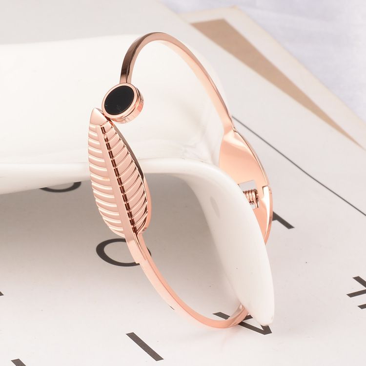 European Stainless Steel Rose Gold Open Bracelet Simple Feather Black Piece Bracelet for Women