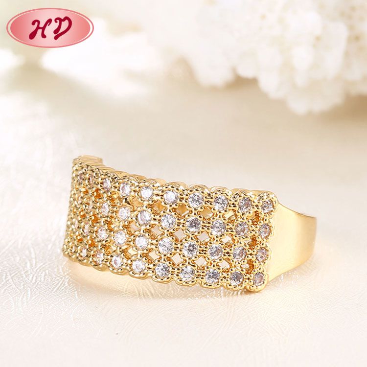Latest Gift Items Diamond 18K White Gold Engagement Ring for Weddings 18K
