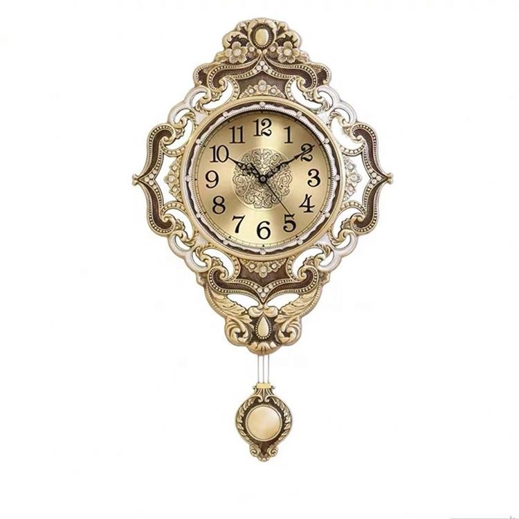 Light Luxury Style Brass Wall Clock for Villa Living Room Decoration Clock European Vintage Hanging Clock