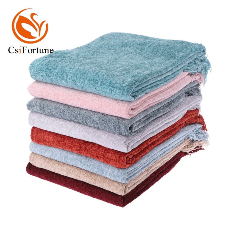 Luxury Soft Solid Color Sofa Hand Made Woven Chenille Blanket with Tassels