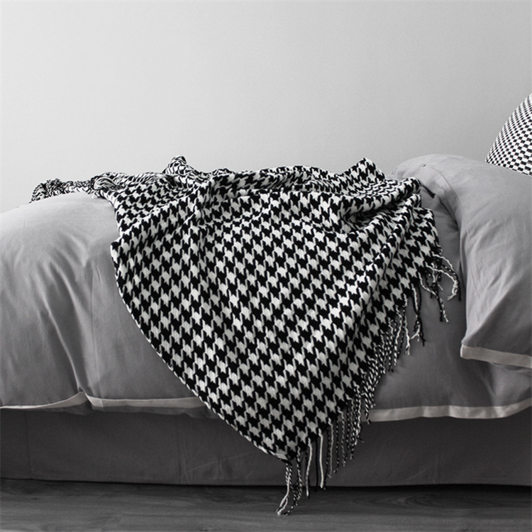 S5559 Houndstooth Jacquard Knitted Blanket Scarf Classic Black and White Sofa Bed Decorative Luxury Blankets