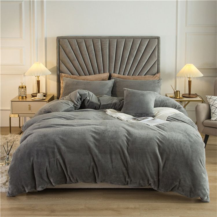 Simple Design Fuzzy Comforter Velvet Duvet Cover Set