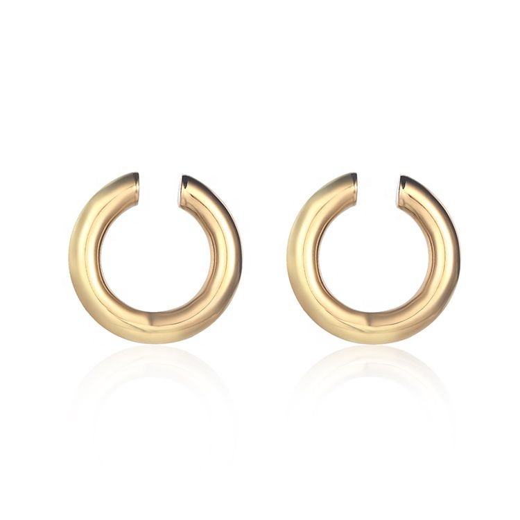 Simple No Piercing Ear Cuff Earrings Stainless Steel Gold Plated Clip on Earrings for Women Jewelry Gift