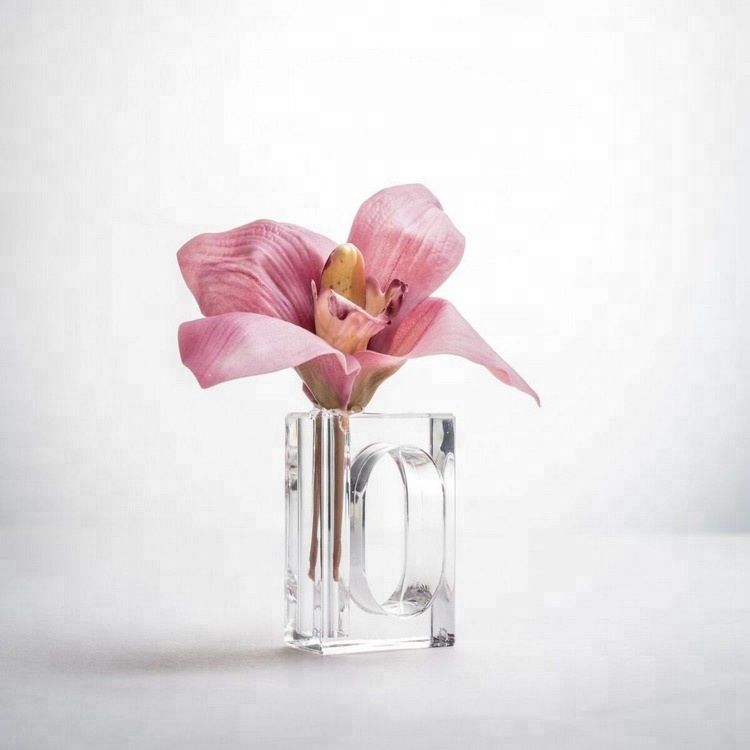 Wedding Clear Acrylic 2 in 1 Bud Vase Napkin Ring with Vase