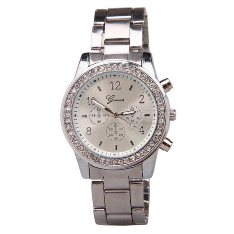 Women Geneva Alloy Quartz Watch Ladies Crystal Casual Analog Watches