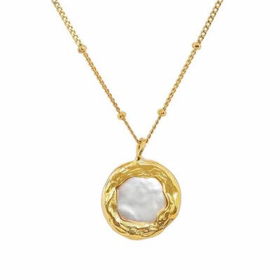 Nuoro French Retro Baroque Freshwater Small round Bead Female Gold Chain Button White Pearl Birthday Gift Design Necklace
