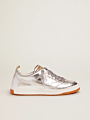 Goldens Hi Star Sneakers G33Ws945.A6 Upper in Calf Leather Slight Vintage Treatment Star in Worn Effect Leat Gooses