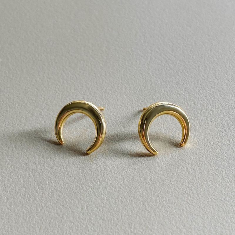 18K Gold Plated Moon Shaped Earrings 925 Sterling Silver Stud Earrings
