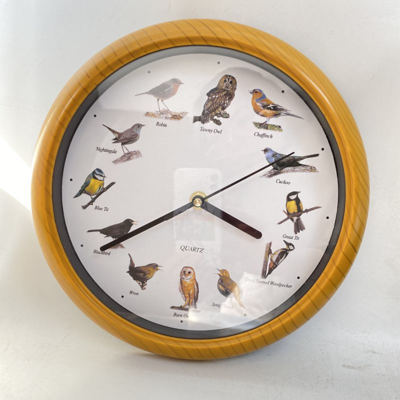 Design Home Decoration Wall Clock Enjoy 12 Seconds of Bird with Call Song from 12 Favourite Birds Singing