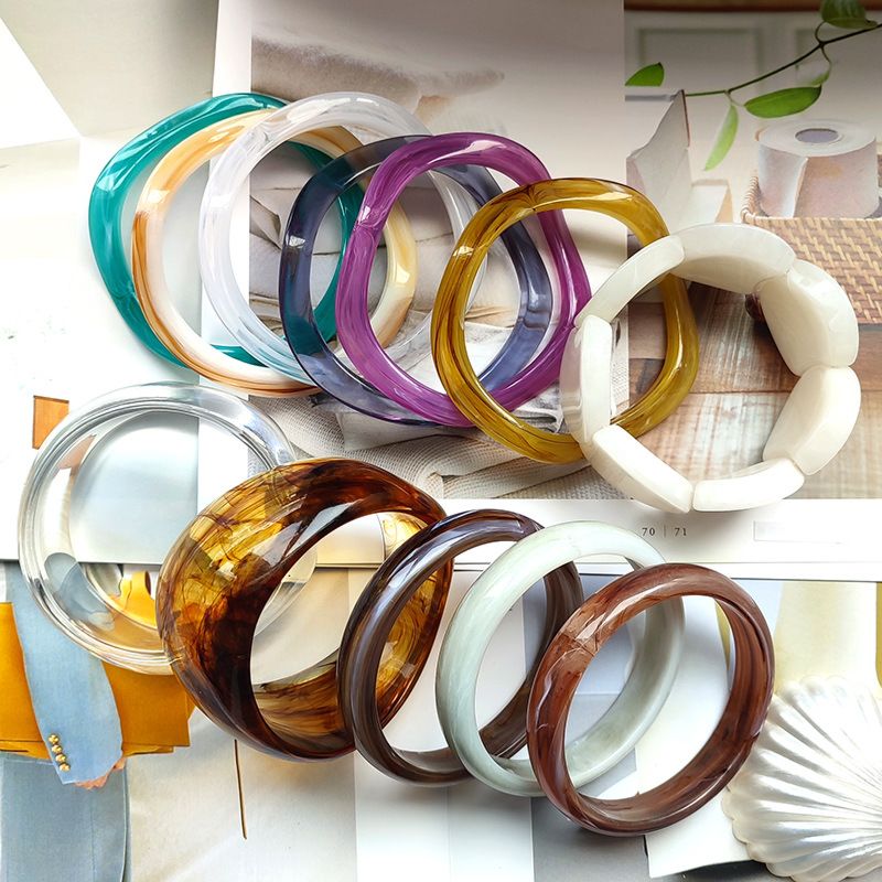 European Statement Women's Stretch Bracelet Personality Halo-Dyed Big Wave Acrylic Resin Bangle Bracelets for Women