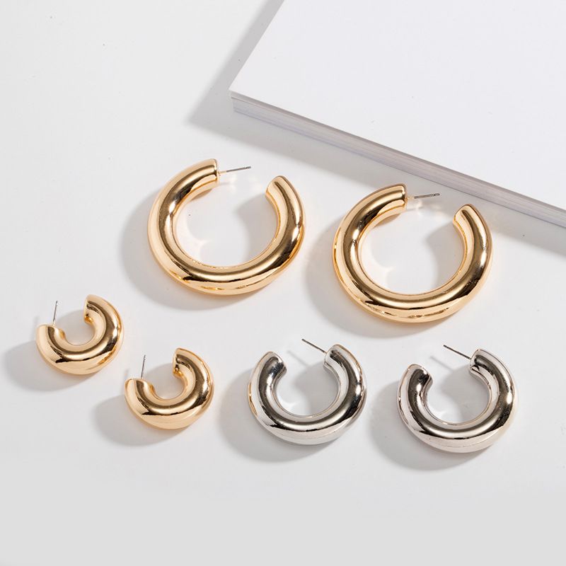 Geometric Exaggeration Trend Metal C-Shaped Earrings Female Earrings Punk Retro Jewelry