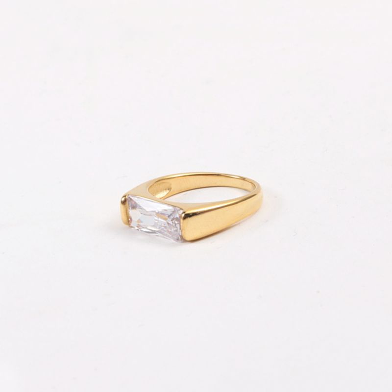 Ladies Baguette Zircon Ring Jewelry 18K Gold Plated Stainless Steel Finger Rings for Women Non Tarnish