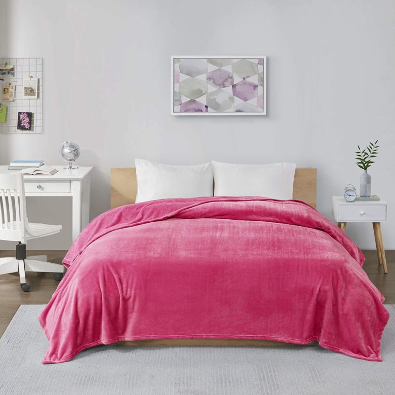 Lightweight Fleece Blanket Microlight Plush Luxury, Oversized Throw-Blanket, Premium All Season Cover for Bed, Couch