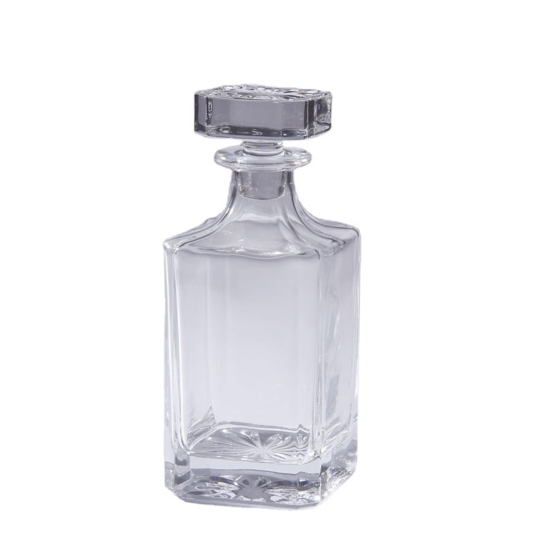 Liquor Square Elegance Whiskey Decanter