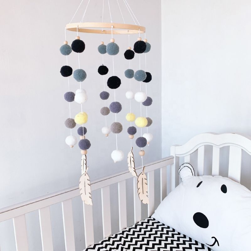 Nordic Style Pom Pom Ball Crib Felt Baby Mobile for Babies Bed Nursery Room Decor