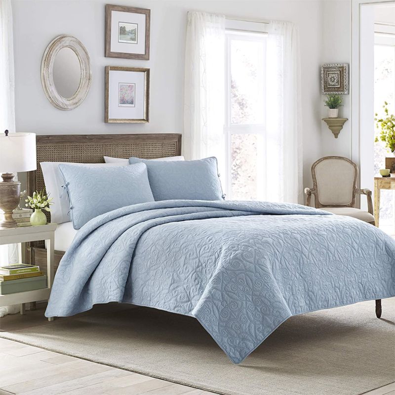 Reversible, All Season Bedding with Matching Sham Pre-Washed for Added Softness Quilt Set