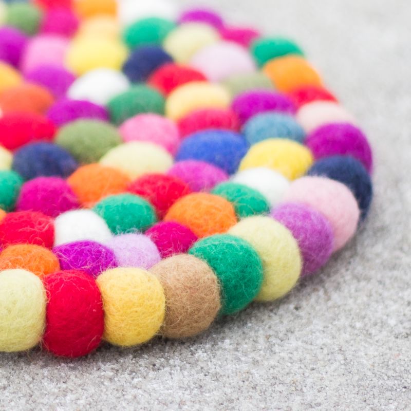 round Shape 100% Handmade Felt Wool Ball Rug Coaster Nepal for Drink