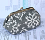 Cute Floral Buckle Coin Purses Vintage Pouch Kiss-Lock Change Purse Wallets