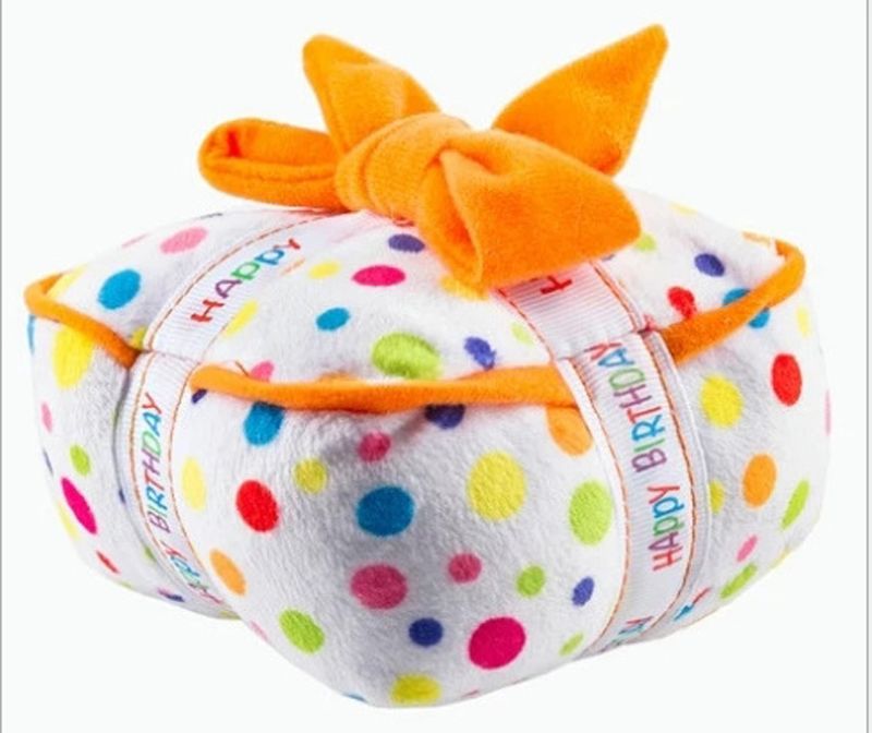 Dog Pet Birthday Cake and Birthday Gift Box Plush Toy Dog Pet Chew Vocal Squeaky Toy