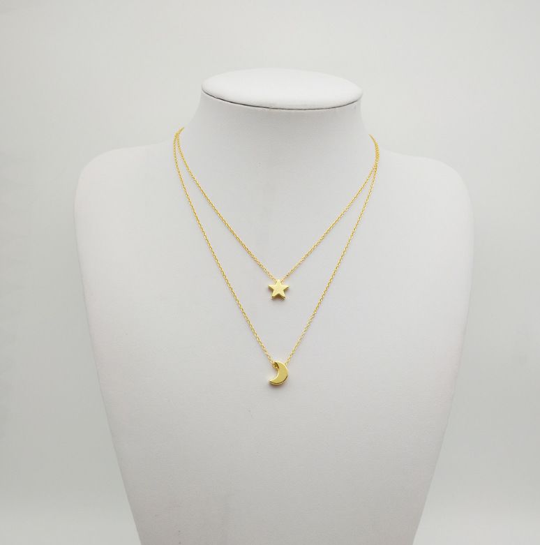 Korean Style Star and Moon Pendant Necklace Short Clavicle Chain Fashionable All-Match Women's Necklace