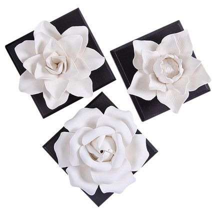 Ceramic Flower Wooden Base Air Freshener
