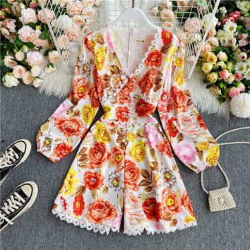 Cubear Cbyr0008 Romantic Style Floral Pattern Long Sleeve Covered Button V Neck Lace Trim High Waist Rompers