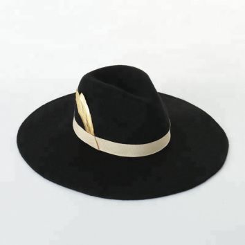 Feather Decoration 12.50Cm Wide Brim Fedora Hat Made of Wool Felt