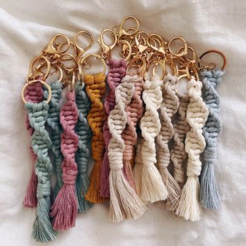Ins Luxury Handmade Boho Decor Woven Macrame Tassel Crochet Mini Wedding Gold Keychain Bag Charms Accessories