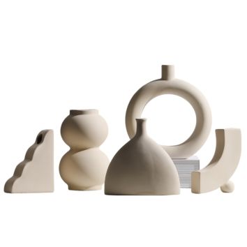 Modern Design Home Decoration Minimalist Nordic Flower Vase Ceramic White Unique Gift Ceramic Vase for Home Decor