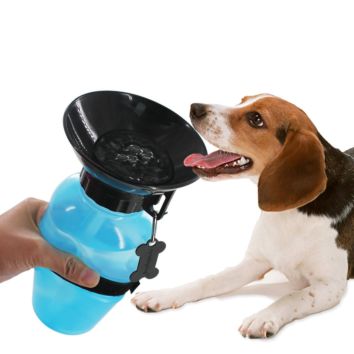 Portable Squeeze Type Pet Cat Outdoor Drinking Bottle Going Out Drinking Cup and Feeding Bowl 500Ml Dog Drinking Bottle