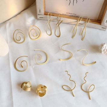 Retro Abstract Modern Art Lines Statement Metal Earrings Geometric Earring for Women Jewelry