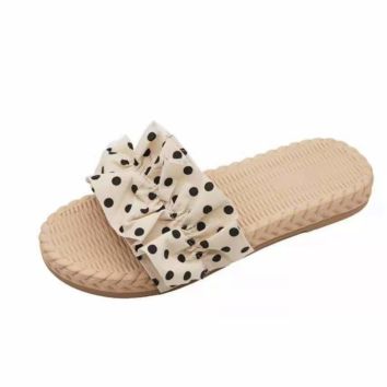 Woman Sandals Fashionable and Popular Sandals Slippers Casual Slippers Shoes Stock