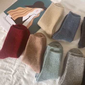 Women Warm Socks Solid Color Knit Soft Camel Wool Socks in Packaging