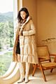 Cream Color Retail Stock a Lot Womens Quilted Long White Duck down Puffer Jacket