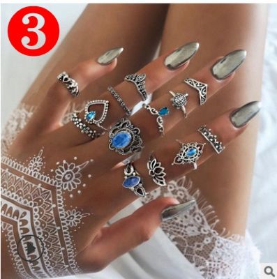 Boho Vintage Ring Set Gold Knuckle Rings for Women Crystal Star Crescent Geometric Female Finger Rings Set Jewelry