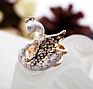 Jz0032 Vintage Enamel White Swan Bird Crystal Pave Gold Plated Finger Female Jewelry Ring for Women
